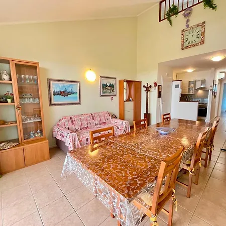 Appartamento Duplex With Spacious Terrace