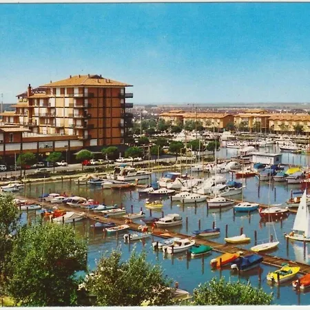 Duplex With Spacious Terrace Appartamento Porto Santa Margherita di Caorle